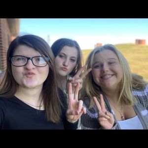 Meet your Posher, Christina